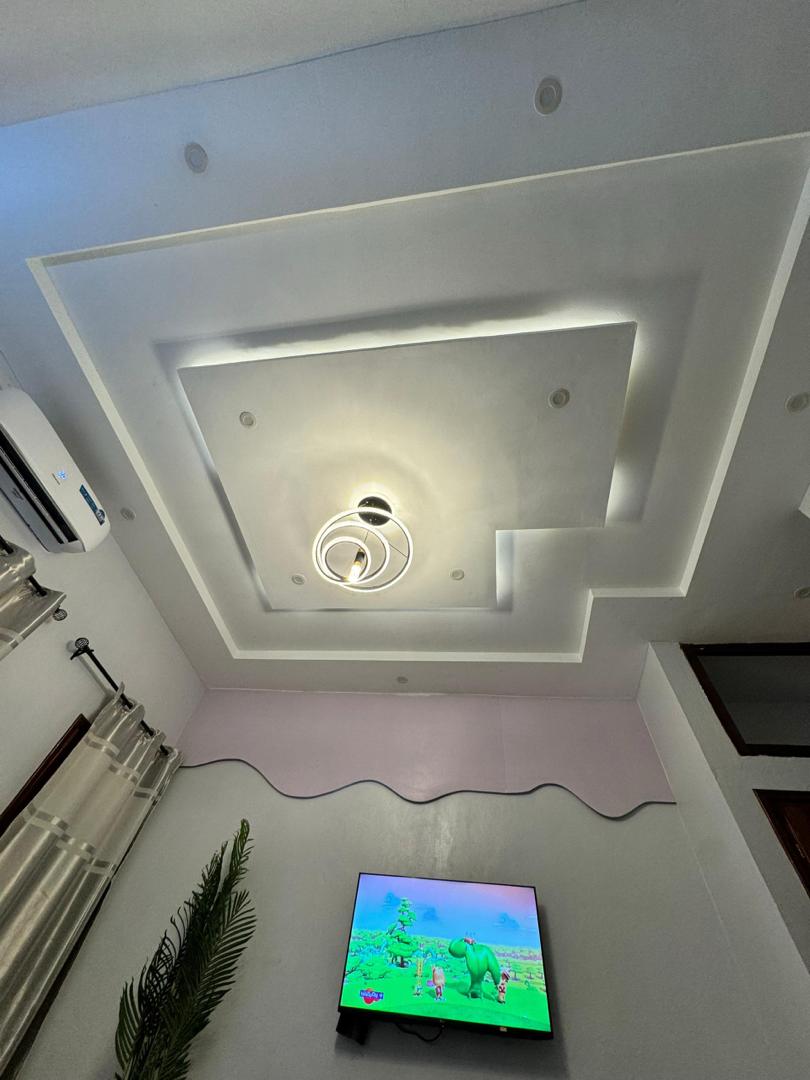 Studio  - Image 2