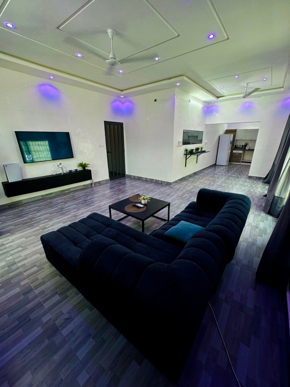 Villa - Image 3