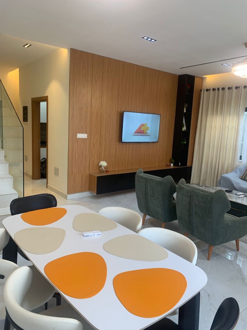 Duplex meublé de type T4 – Entrée personnelle - Image 2